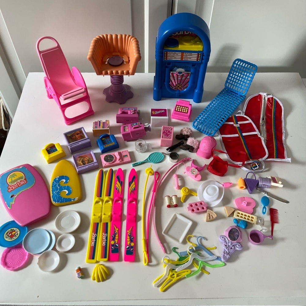Barbie accessories